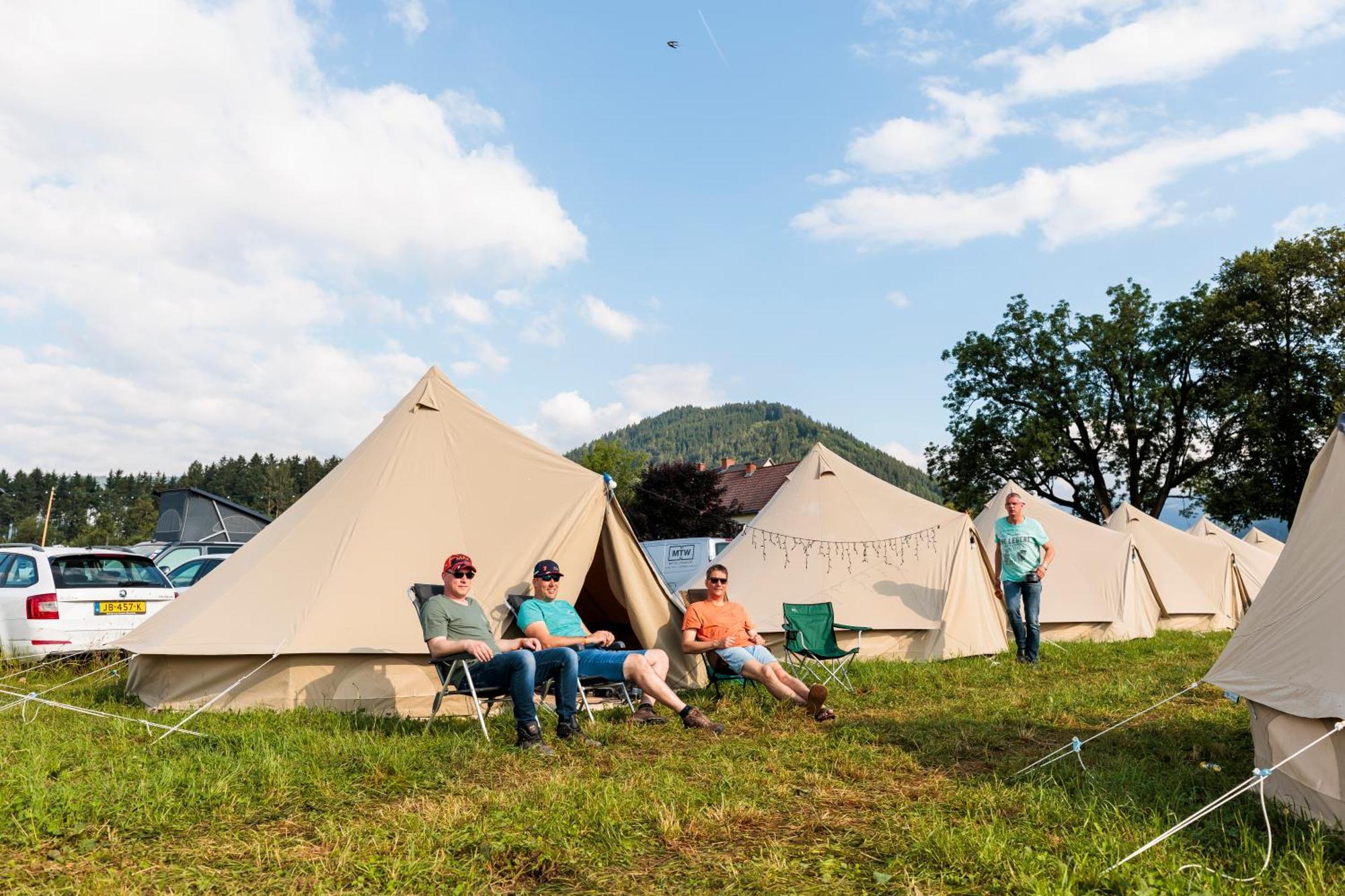 Racingtours Racecamp - Spielberg Otel Spielberg Bei Knittelfeld Oda fotoğraf
